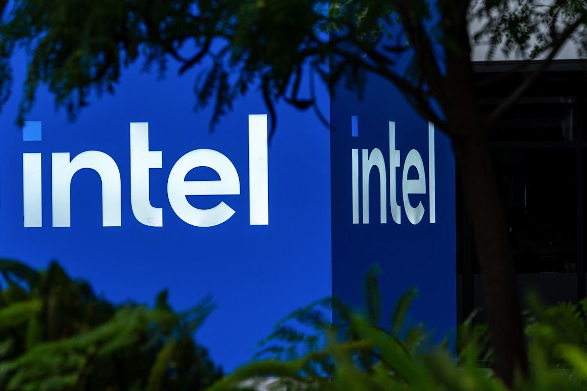 Intel to Join Musk’s Terafab in Surprise Move, Lifting Stock