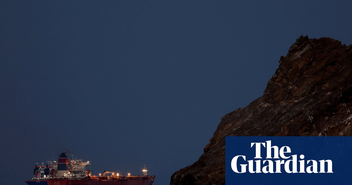 Oil prices could take a year to return to pre-Iran levels even if ceasefire holds, Australian experts warn | Petrol prices