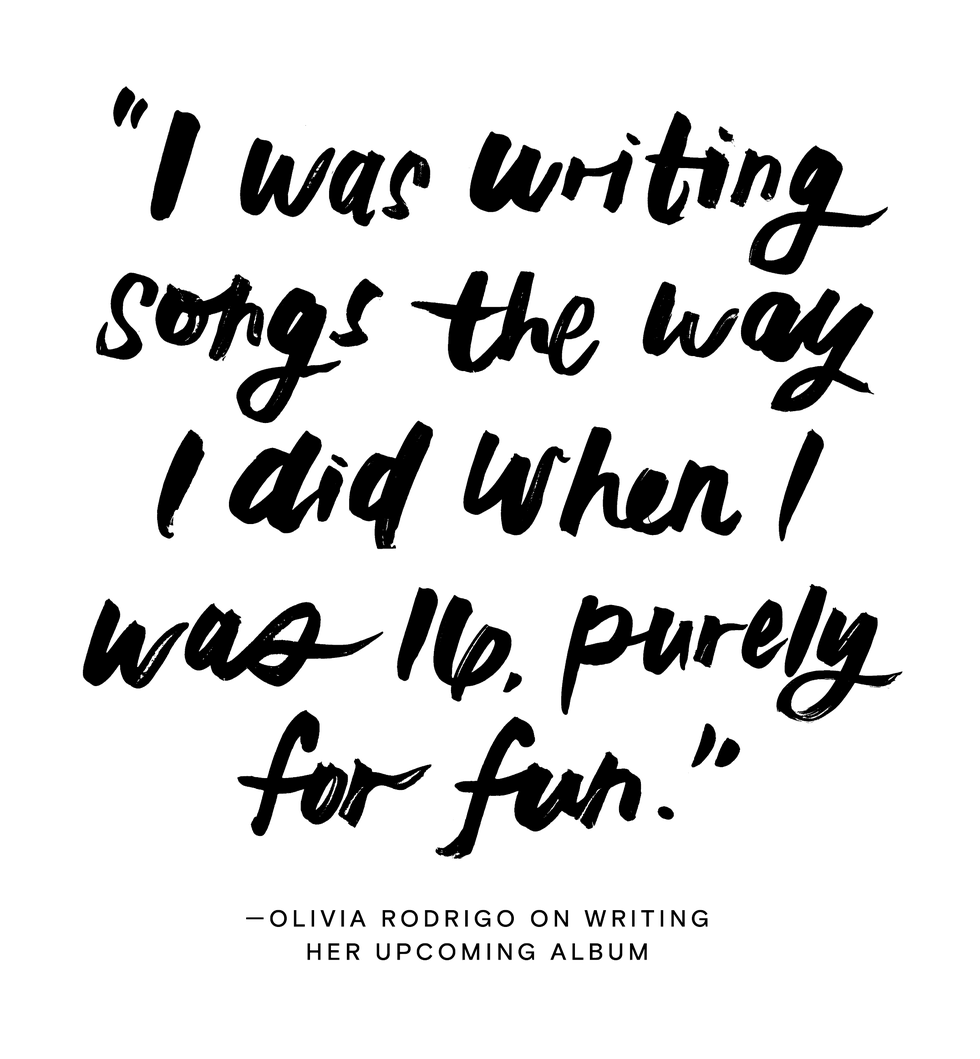 Simple ribbon-like symbol representing awareness or support.