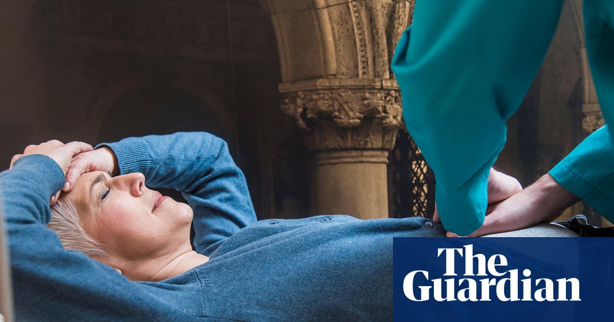 AI to predict how bowel cancer patients will respond to new NHS drug | Bowel cancer