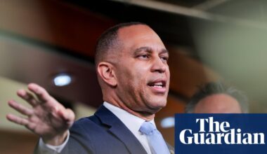 Democrats renew push to curb Trump’s Iran war as calls to use 25th amendment mount | US politics