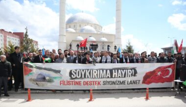 Turks protest Israeli death penalty law in nationwide rallies