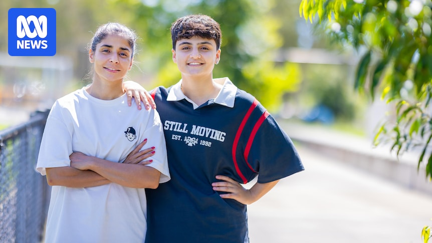 Iranian footballers who sought asylum in Australia 'overwhelmed' by support