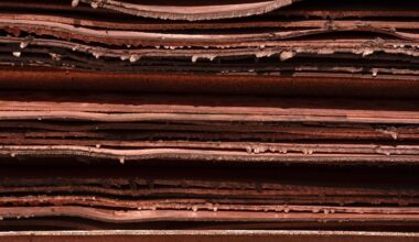 Copper Declines as Hormuz Setbacks Cloud Peace Deal Prospects