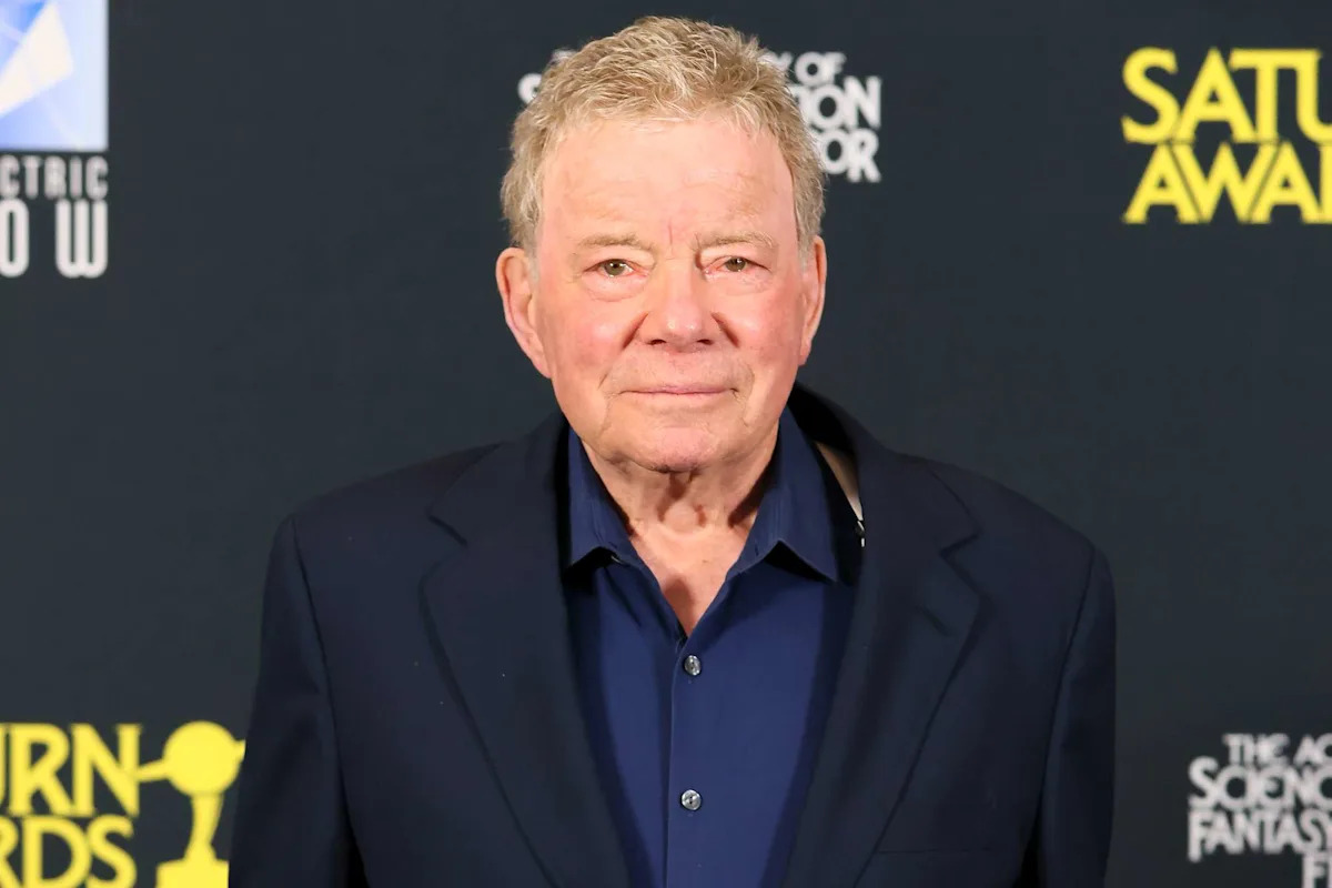 Facebook removes page after William Shatner blasts 'horrible' AI-generated 'fake news' posts about him