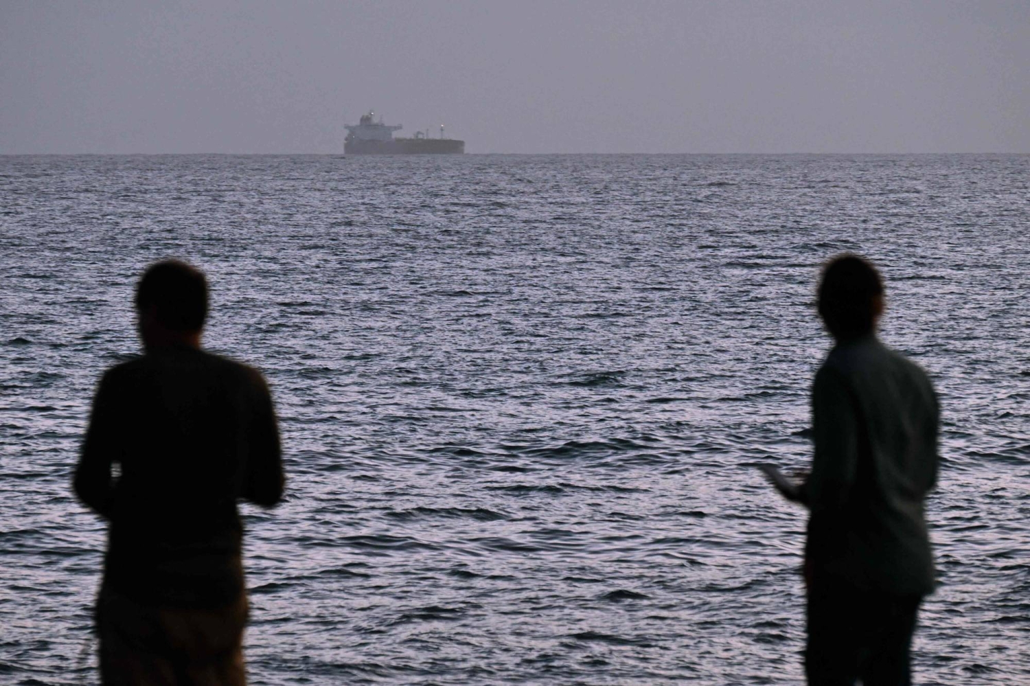 World anxious to open Strait of Hormuz while Trump and Iran trade threats