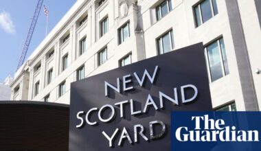 Met police in talks to buy Palantir AI tech for use in criminal investigations | Metropolitan police