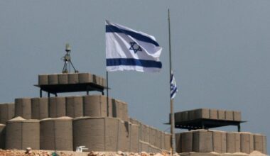 IDF Setting Up More Outposts in Southern Lebanon, Ignoring Officers' Warnings - Haaretz