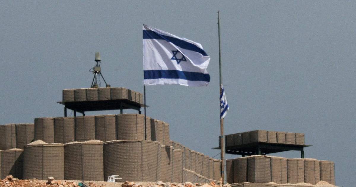 IDF Setting Up More Outposts in Southern Lebanon, Ignoring Officers' Warnings - Haaretz