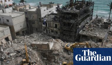 ‘Everything has changed’: bittersweet emotions as Lebanese return south | Lebanon