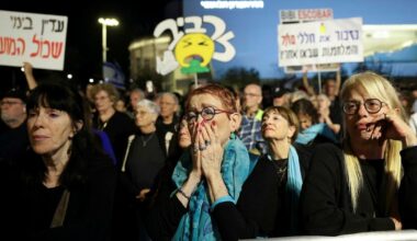 Thousands protest across Israel against Netanyahu gov't ahead of Memorial Day - Haaretz