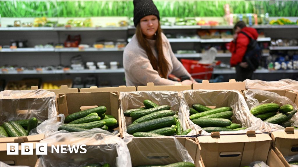 Shoppers feel the crunch as fruit and vegetable prices increase - BBC