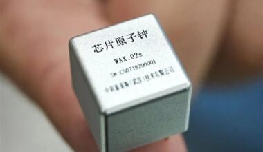 China mass-produces chip-scale atomic clock with ultra-high precision