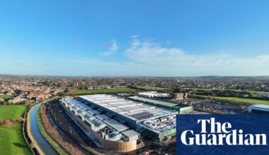 Officials hugely underestimated impact of AI datacentres on UK carbon emissions | AI (artificial intelligence)
