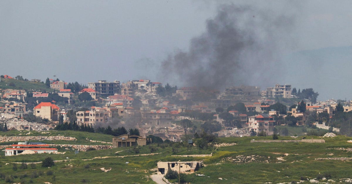 IDF strikes Hezbollah in south Lebanon; Netanyahu: Group trying to derail talks - Haaretz