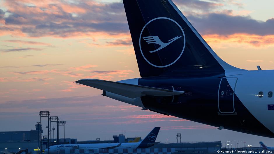 Jet fuel crisis deepens as Lufthansa cuts flights