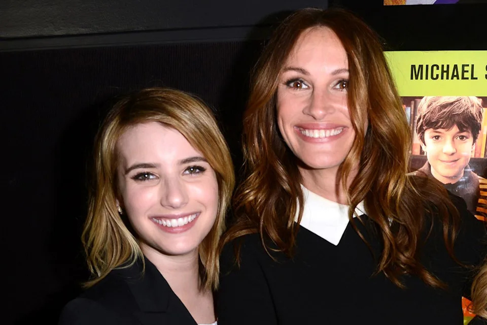 Emma Roberts pictured in 2012 with aunt Julia RobertsCredit: Jeff Kravitz/FilmMagic