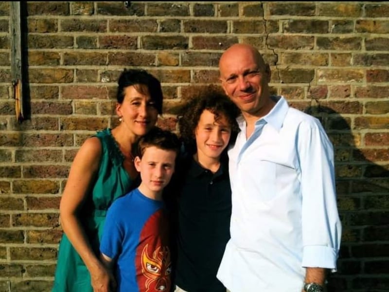Zac Brettler as a child with his parents Rachelle and Matthew