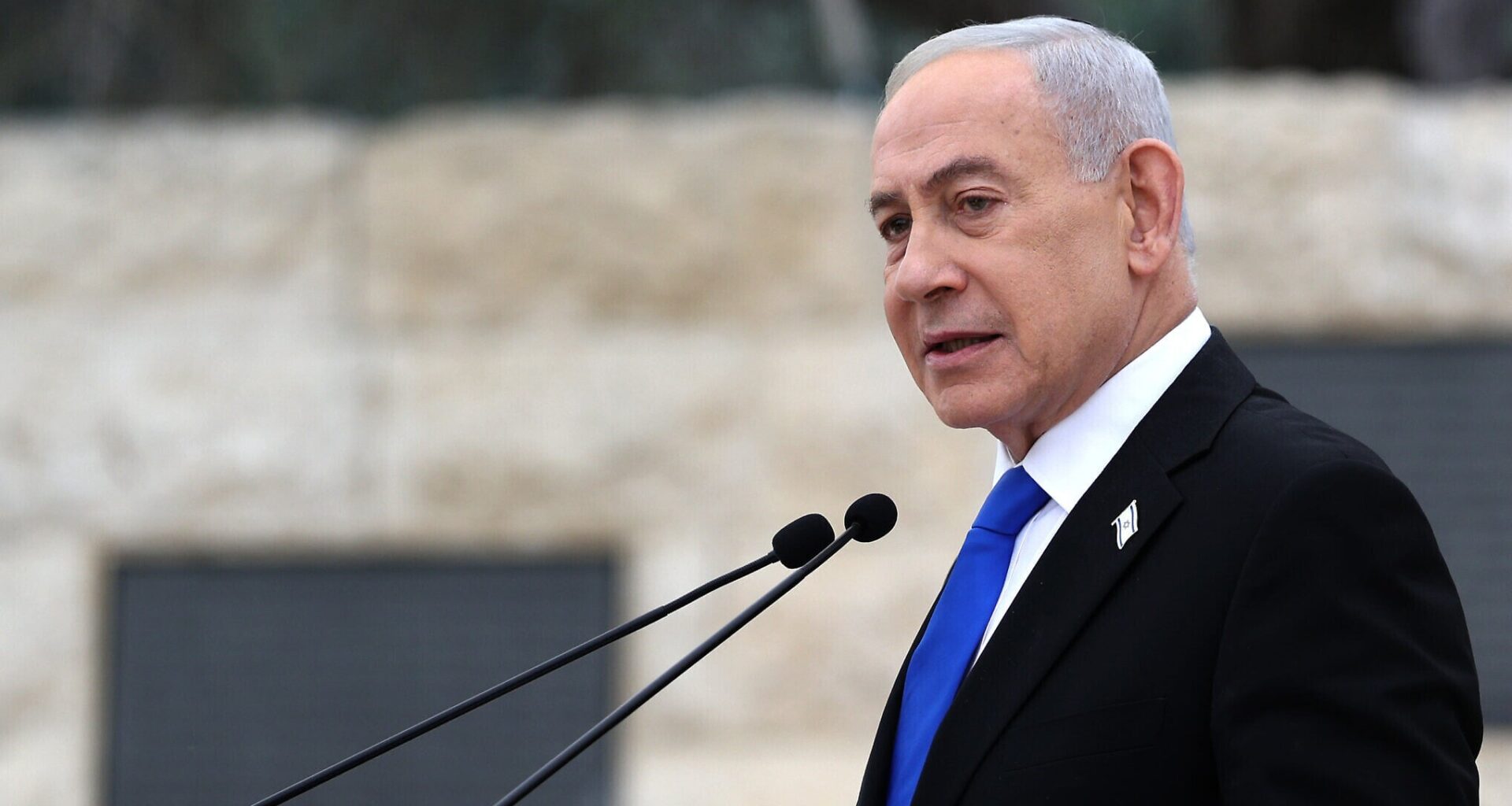 In bellicose Memorial Day speeches, leaders vow to keep fighting; Netanyahu heckled