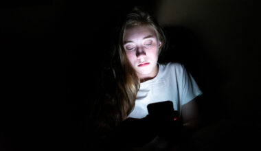 Voice chatbots present greater risk to mental health