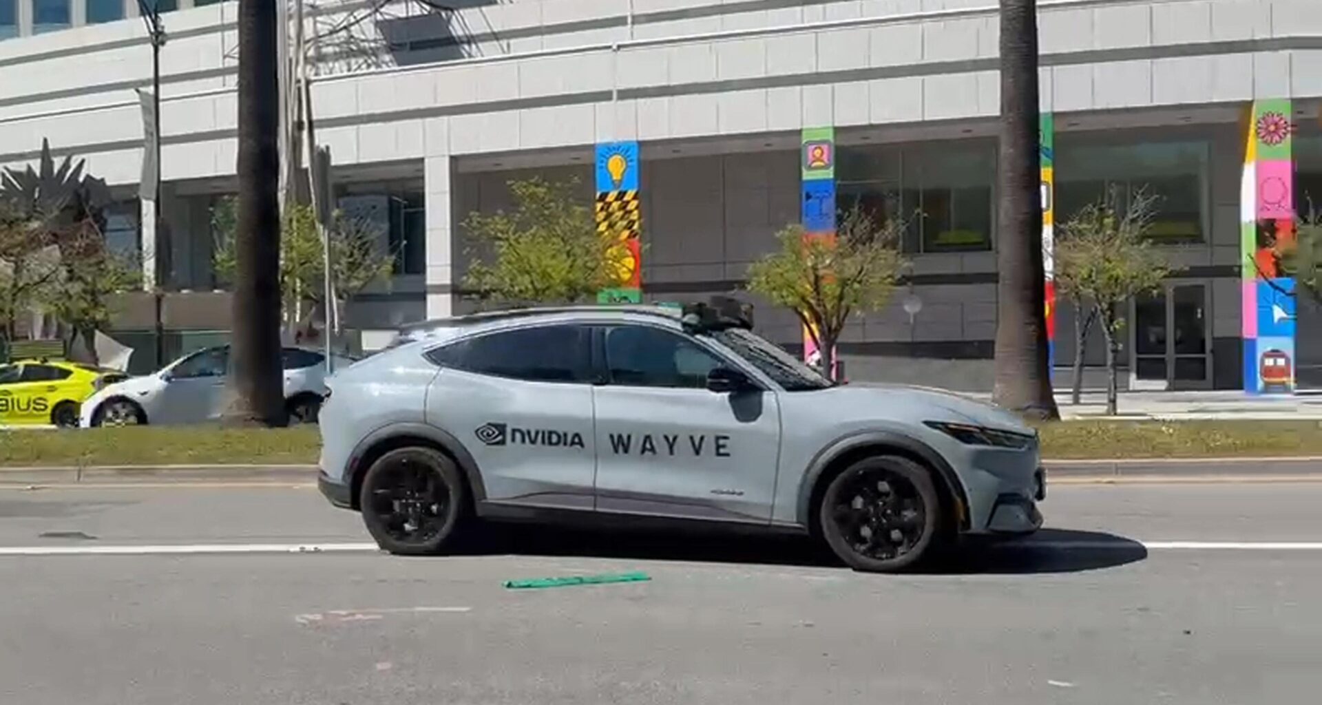 Wayve Wants to Take On Waymo—and Put Self-Driving Tech in Every Car