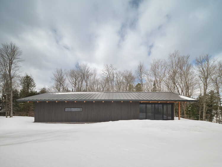 Cardwell Clubhouse / Dubbeldam Architecture + Design - Image 1 of 16