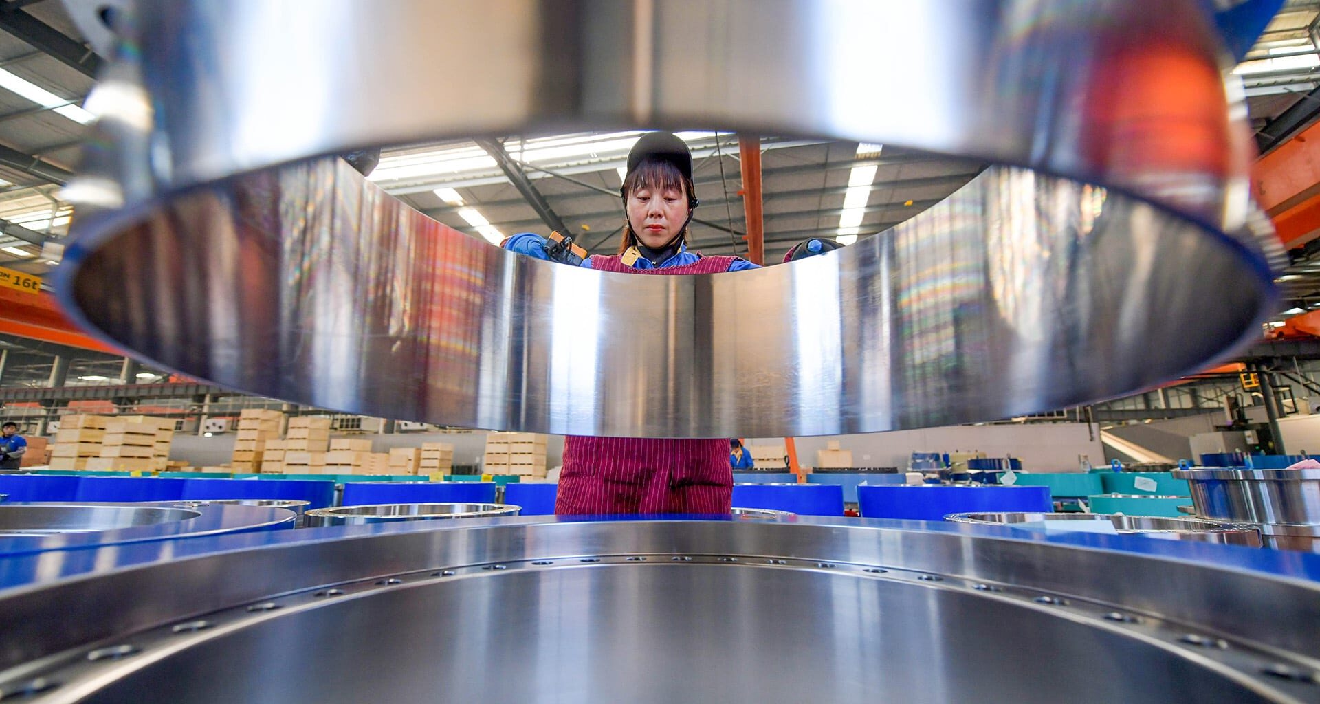 With Hormuz Closed, China Is Wiring the Globe’s Clean Energy Future