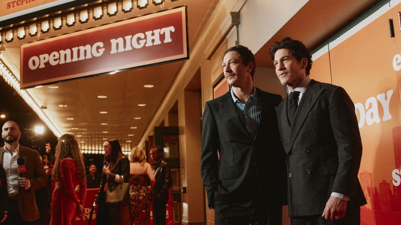 Inside the Cinematic Opening of ‘Dog Day Afternoon’ on Broadway