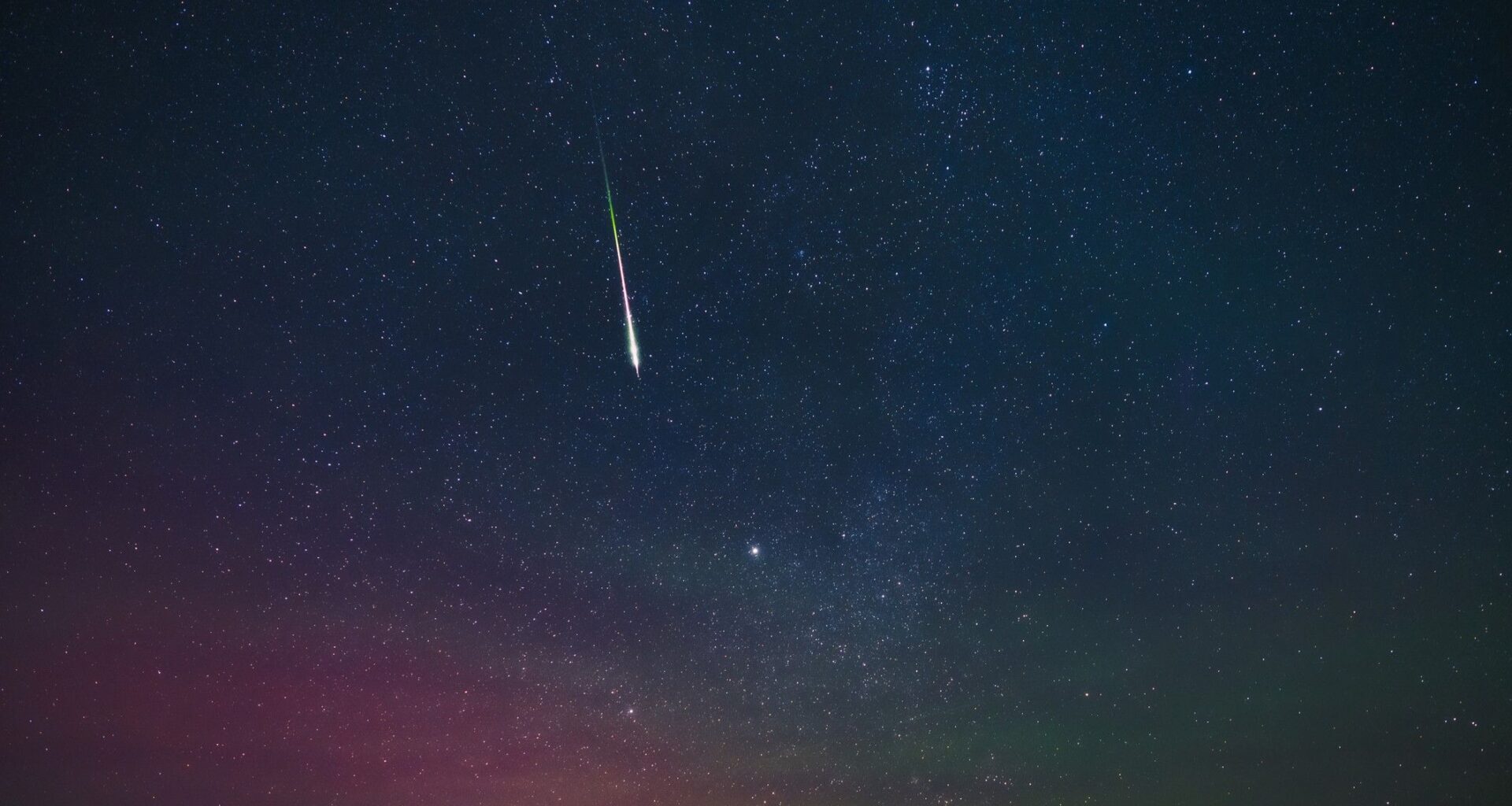 The Lyrids are coming! How I watch meteor showers from the middle of a city