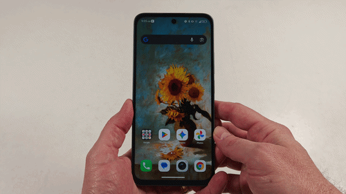 Holding the back gesture to open the sidebar on the TCL NXTPAPER 70 Pro