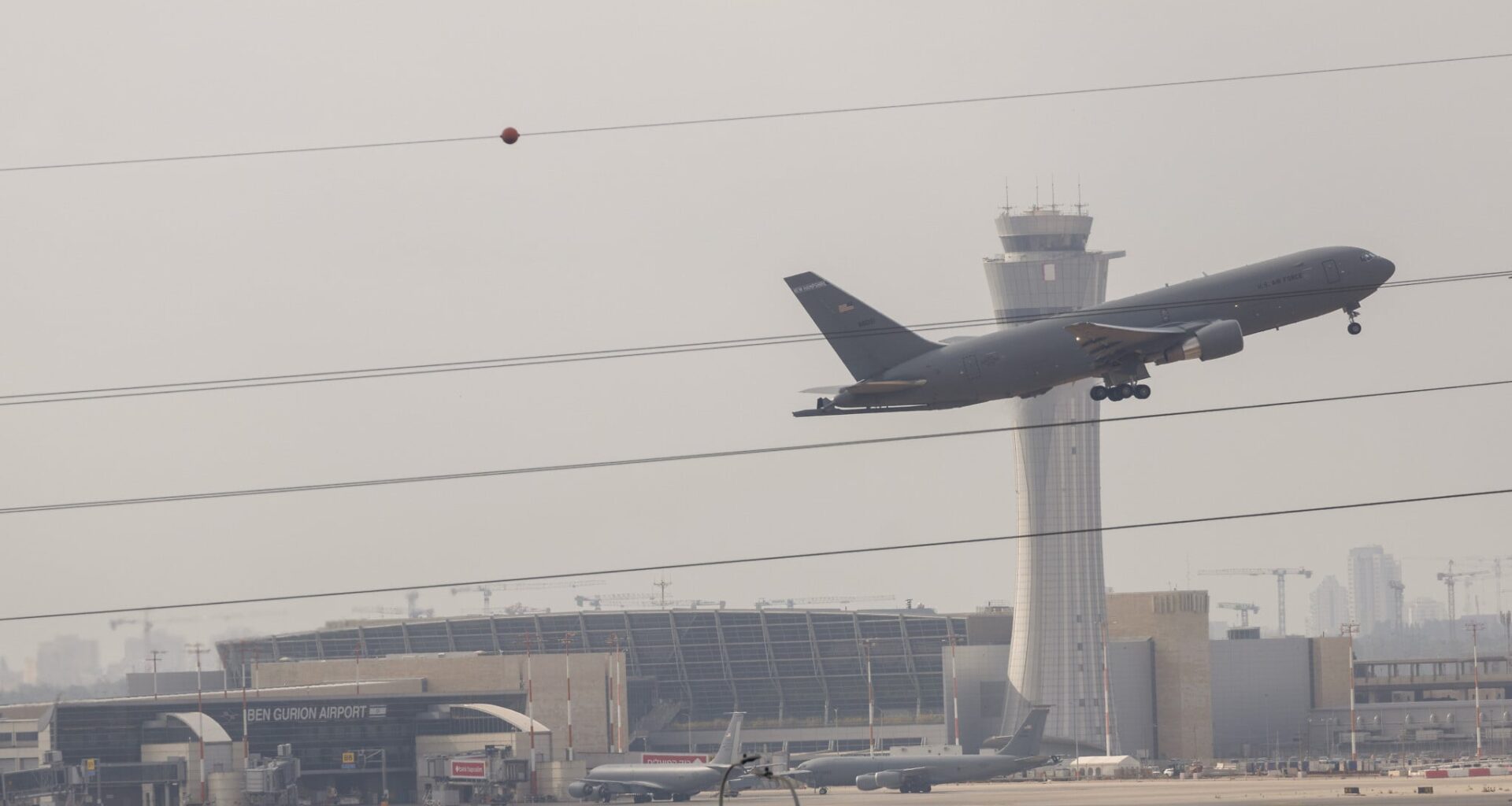 Israel planning to allow up to 90 passengers on departing flights starting Sunday