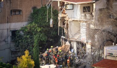 2 dead found in wreckage of Haifa building hit by missile; 2 more people still missing
