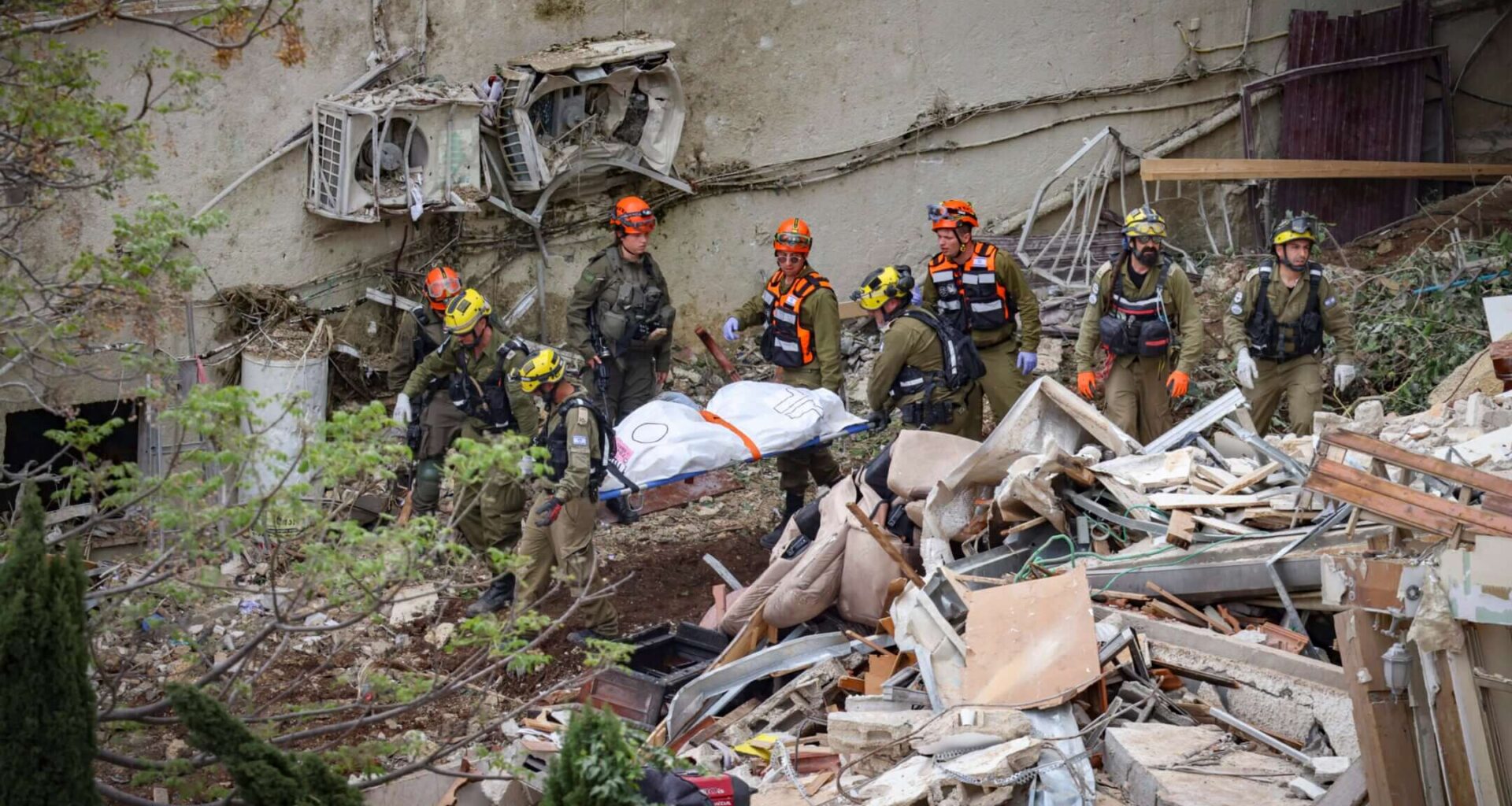 4 killed in Haifa strike as Trump issues 'you'll be living in Hell' ultimatum to Tehran – The Forward