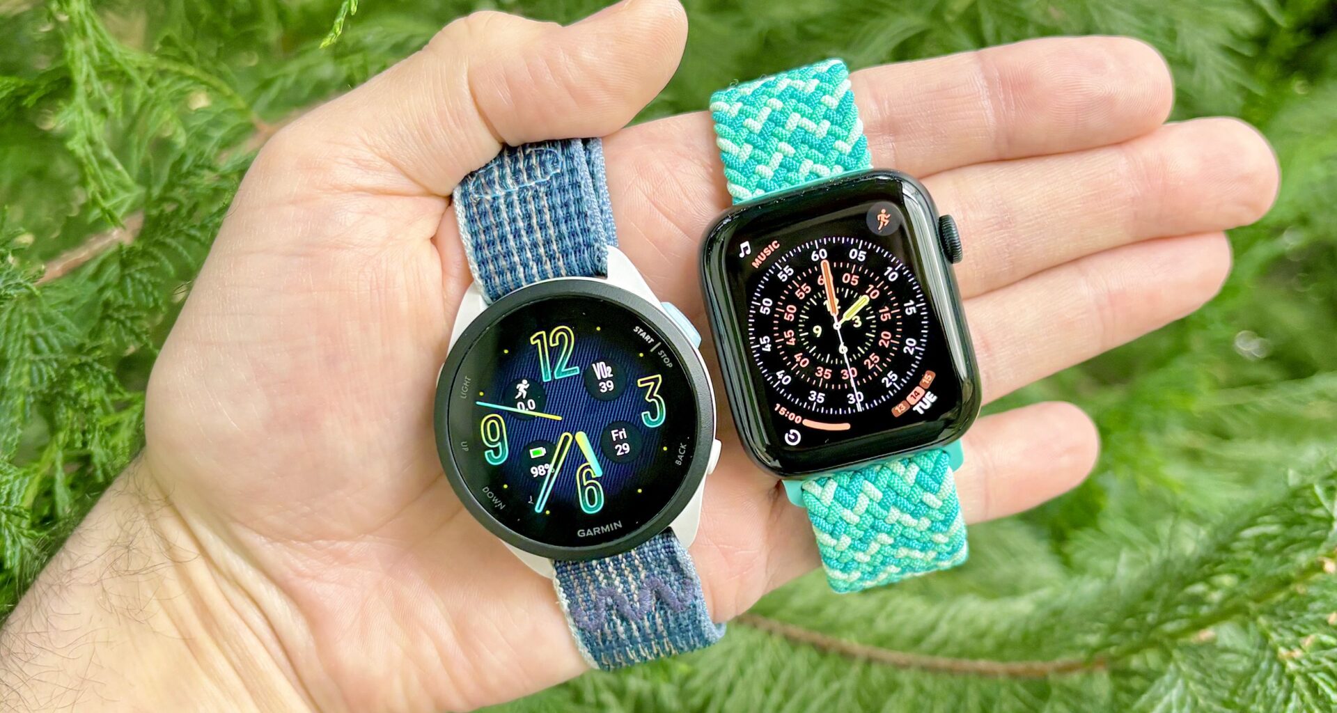Apple Watch SE 3 vs Garmin Forerunner 165