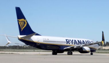 Ryanair CEO says book summer trips before fares soar, despite risk of fuel crunch canceling flights