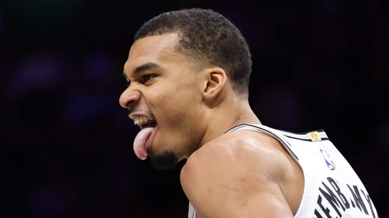 Victor Wembanyama reacts during Spurs game as return timeline emerges before playoffs