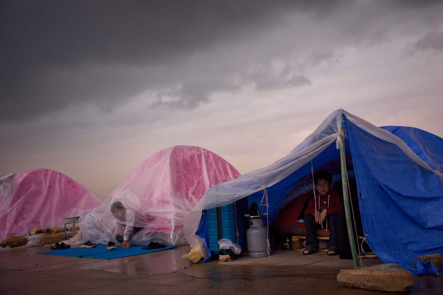 Lebanese displaced by war fill Beirut's streets, upending city life - The Washington Post