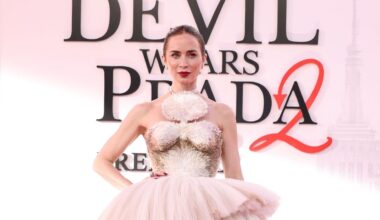 Emily Blunt Dons Couture—and Over 300 Pearls!—to the “Devil Wears Prada 2” Premiere