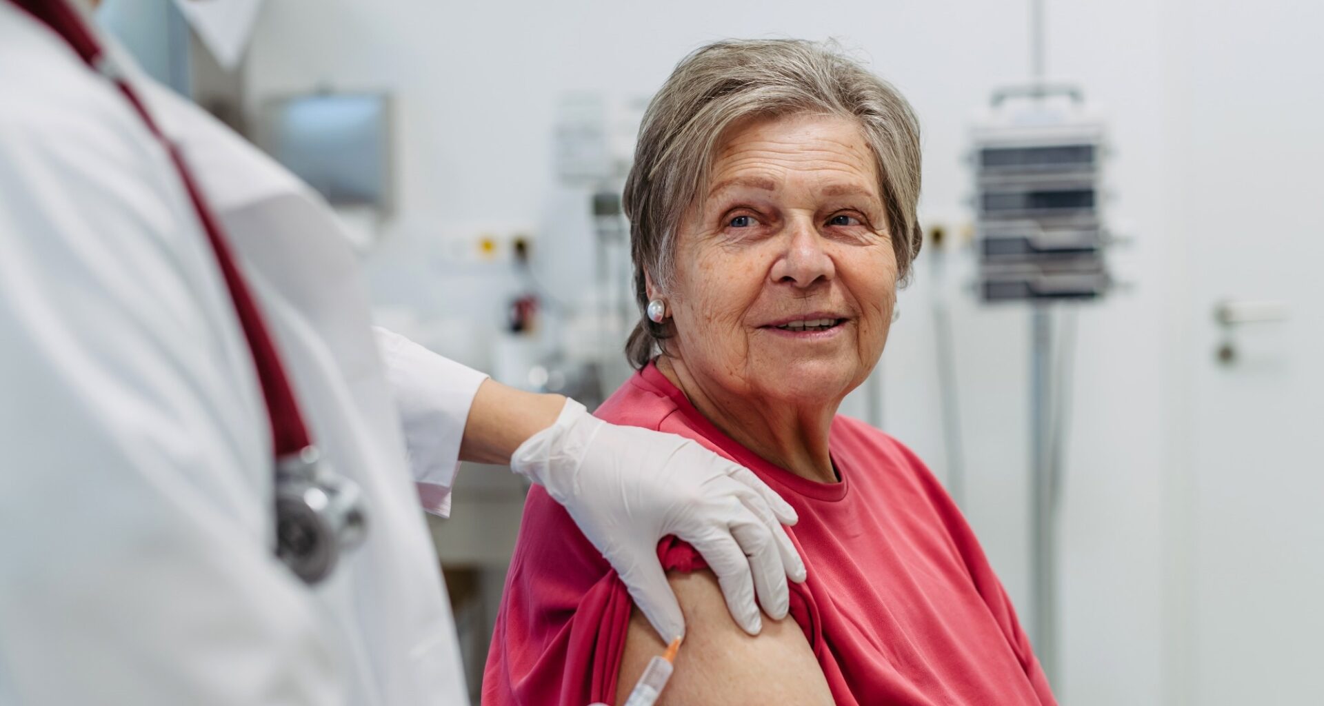 Study: Influenza vaccination attenuates acute myocardial infarction and stroke risk following influenza infection: a register-based, self-controlled case series study, Denmark, 2014 to 2025. Image Credit: Halfpoint / Shutterstock