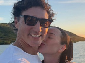 Justin Trudeau was all smiles in Katy Perry's holiday photo dump.