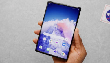 The LG rollable phone in an MKBHD video.