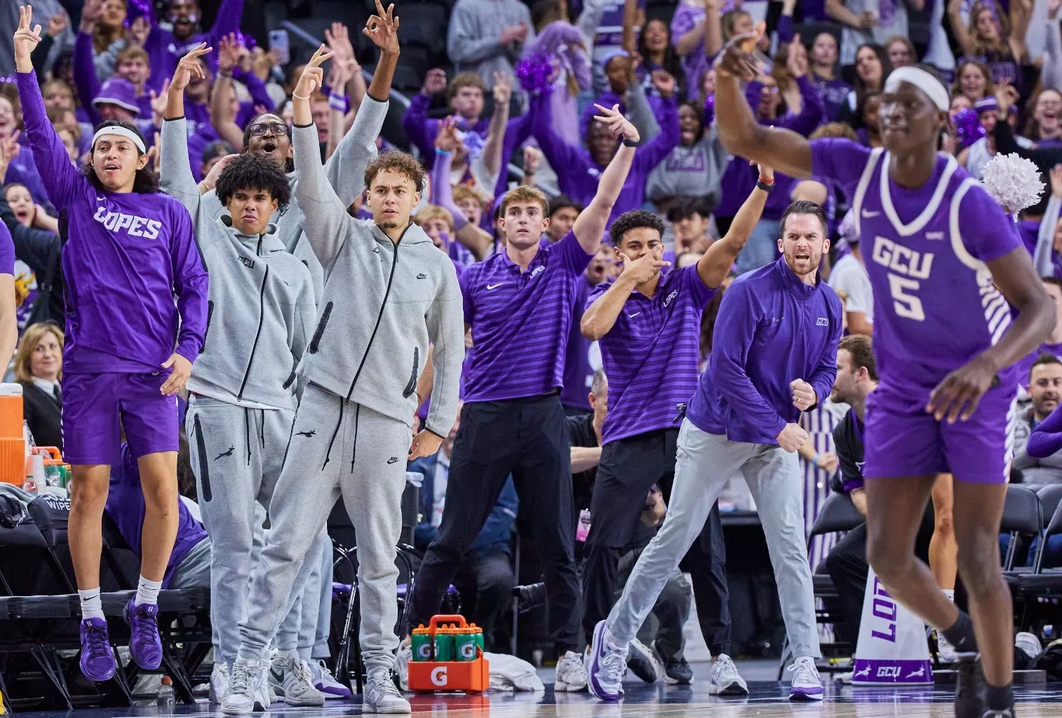 Palm Desert, CA Nov. 26  2024 :  The Lopes secure a 78-71 win over Stanford in the 2024 Men's Acrisure Holiday Classic at Acrisure Arena in Palm Desert, CA.  David Kadlubowski/GCU