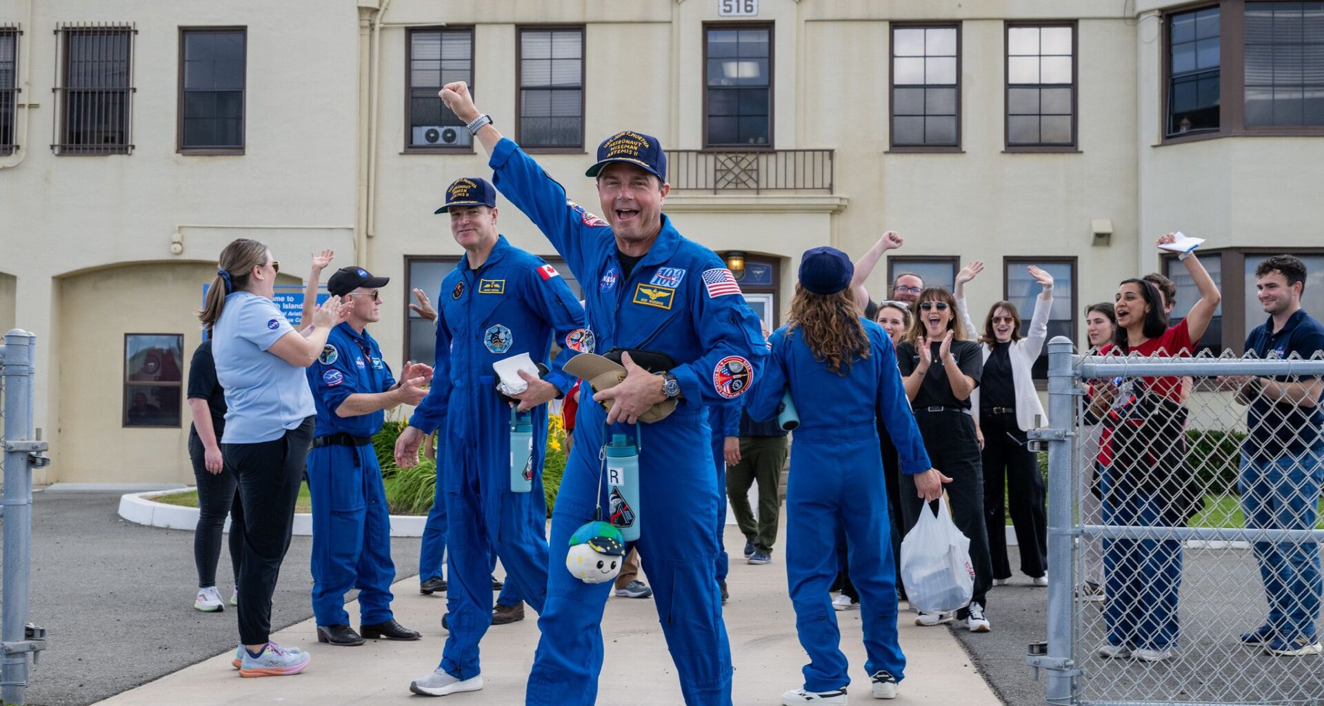 This Artemis 2 astronaut really loves Rise photo of the day for April 14, 2026