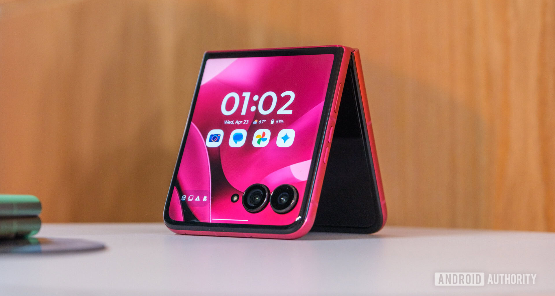 Motorola Razr Plus on table