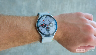 Samsung Galaxy Watch 7 simple ultra face on wrist