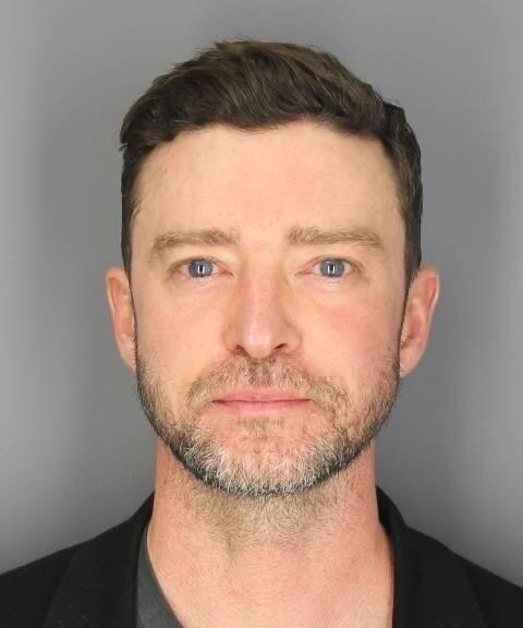 To his credit, the photo turned out well (Photo: Sag Harbor Police Department / BACKGRID) ג'סטין טימברלייק