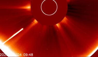 'RIP, Comet MAPS': Watch the superbright sungrazer become a 'headless wonder' after being ripped apart by the sun