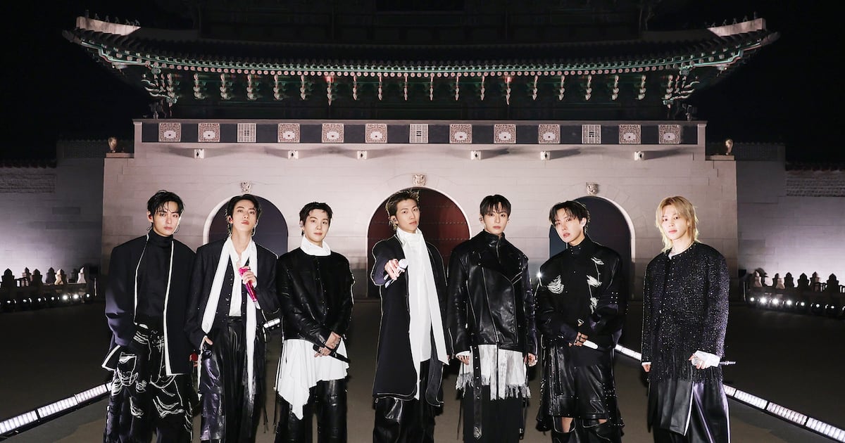 Netflix App Installations Surge After BTS Concert - 조선일보