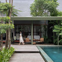 © Mario Wibowo Serindang House 2 / PSA Studio - Exterior Photography, Garden, Courtyard