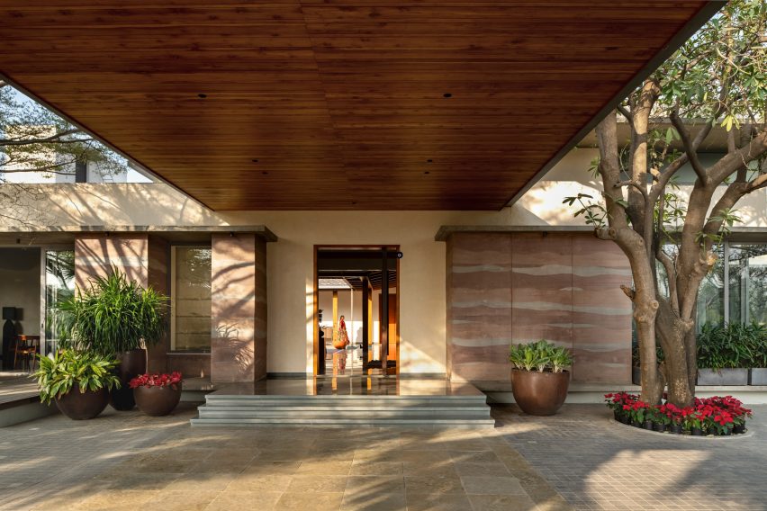Entrance to Indian house by Hiren Patel Architects + Design